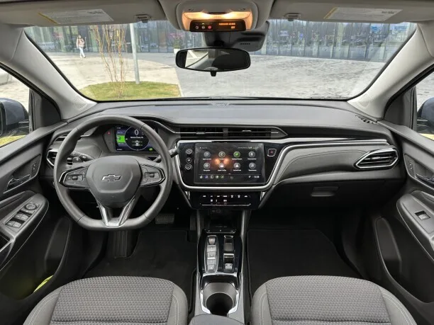 Chevrolet Bolt EUV 2023 — миниатюра 3
