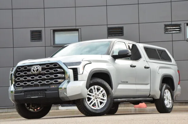 Toyota Tundra 2022 — фото 1, купить с доставкой в Москву