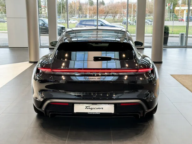 Porsche Taycan 2023 — миниатюра 3
