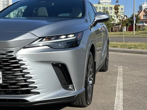 Lexus RX 2023 — миниатюра 3