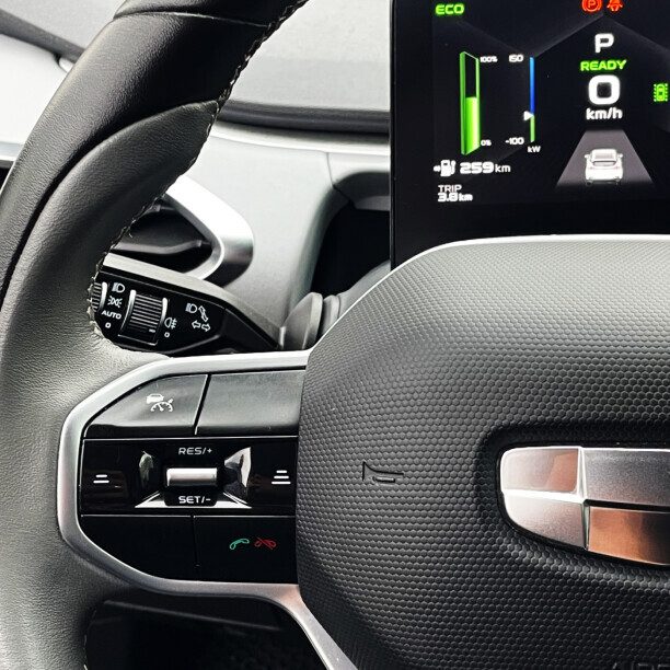 Geely Geometry C 2022 — 3