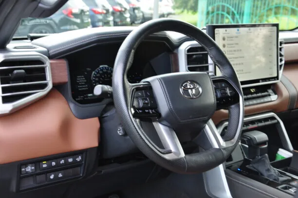 Toyota Tundra 2022 — миниатюра 3