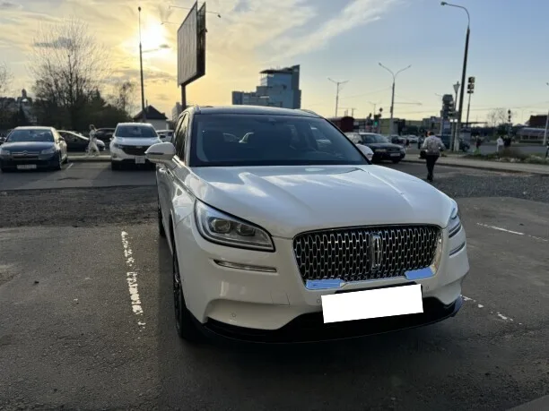 Lincoln Corsair 2022 — миниатюра 5