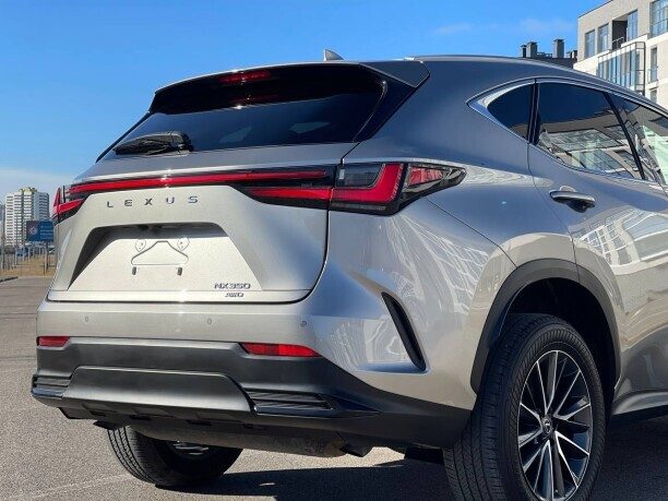 Lexus NX 2023 — 3