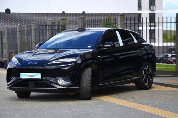 BYD SEA Lion 07 2025 — миниатюра 2