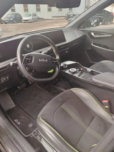 Kia EV6 2023 — миниатюра 4