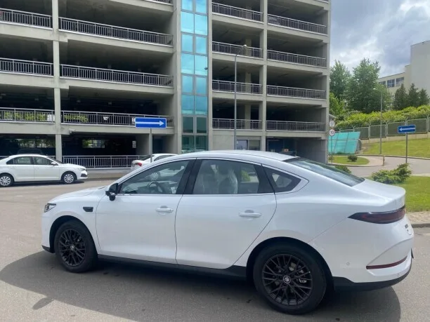 BYD Qin PLUS EV 2025 — миниатюра 2