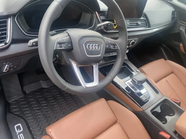Audi Q5 Sportback 2023 — миниатюра 5