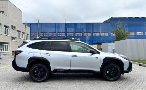 Subaru Outback 2023 — миниатюра 3