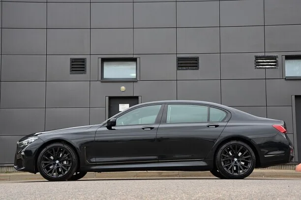 BMW 7 серия 2022 — миниатюра 2