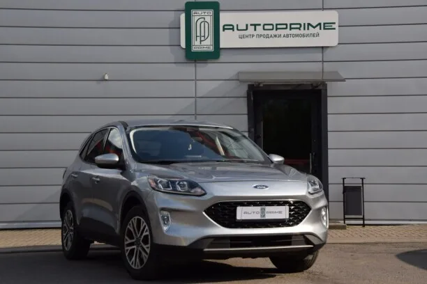 Ford Escape 2022 — фото 1, купить с доставкой в Москву