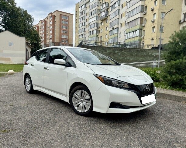 Nissan Leaf 2024
