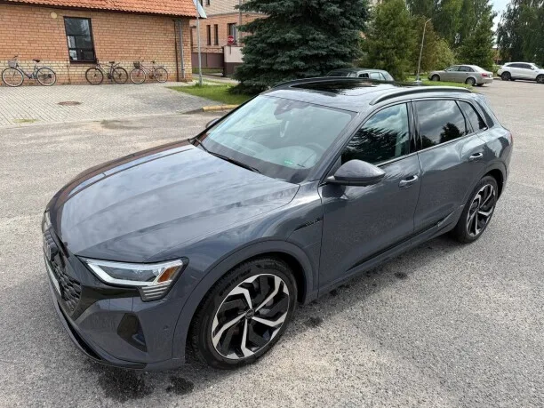 Audi Q8 e-tron 2024 — миниатюра 3