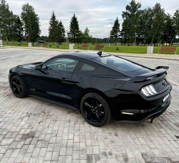 Ford Mustang 2023 — миниатюра 2