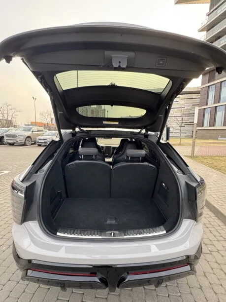 HiPhi X 2022 — миниатюра 5