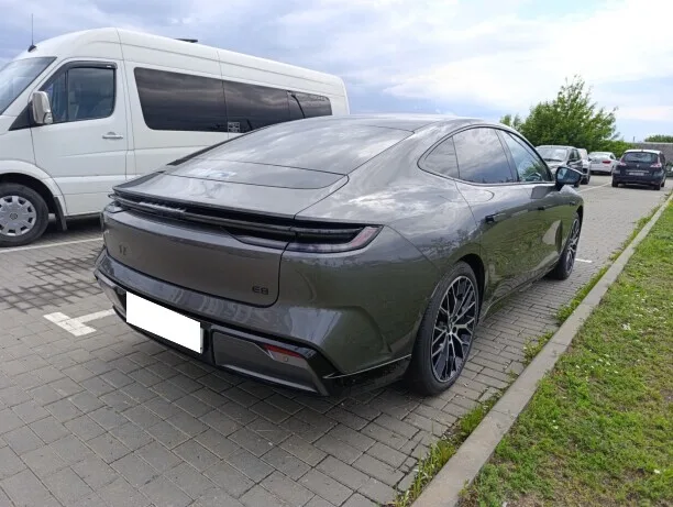 Geely Galaxy E8 2025 — миниатюра 4