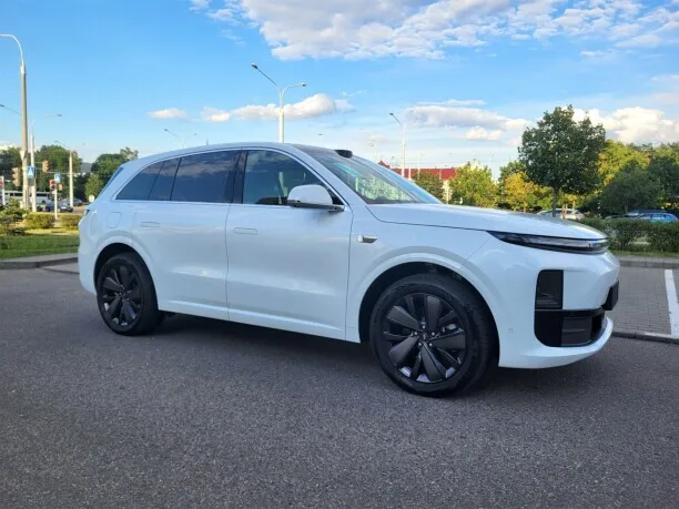 Li Auto L6 2025 — миниатюра 3