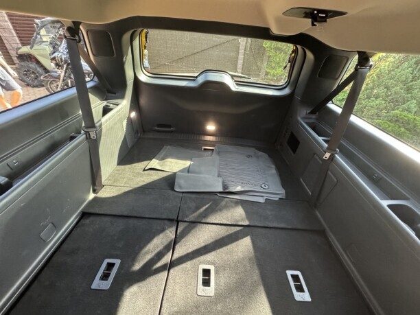 Ford Expedition 2022 — 3