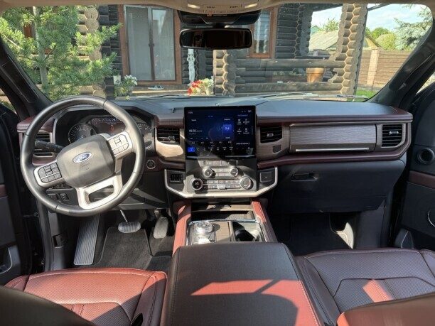 Ford Expedition 2022 — 5
