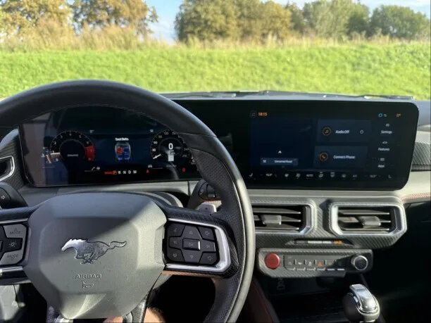 Ford Mustang 2023 — миниатюра 5
