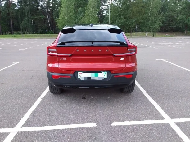 Volvo C40 2022 — миниатюра 2