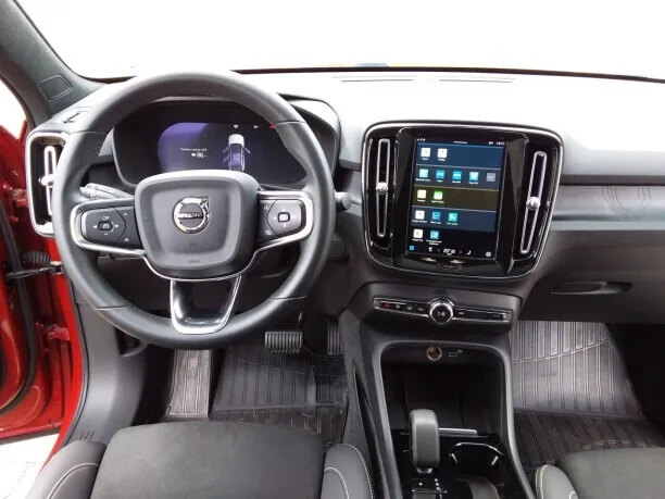 Volvo C40 2022 — миниатюра 3