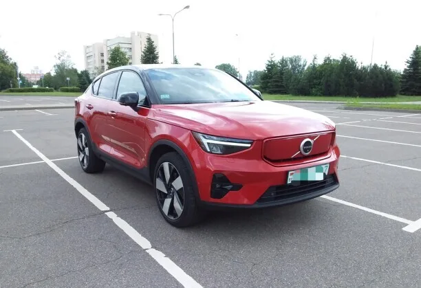 Volvo C40 2022 — фото 1, купить с доставкой в Москву