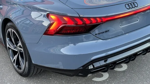 Audi e-tron GT 2022 — миниатюра 2