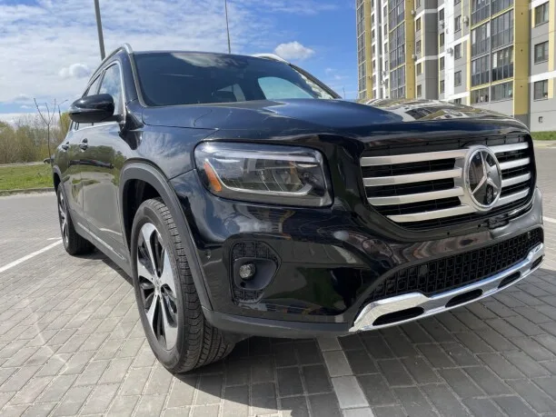 Mercedes-Benz GLB-Class 2024 — миниатюра 3