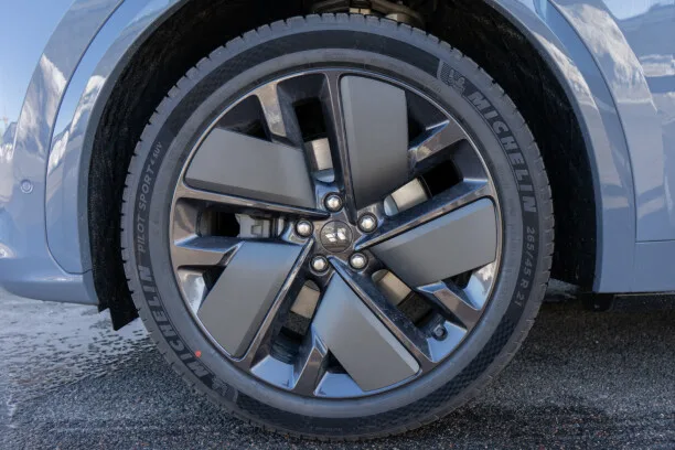 Li Auto L7 2025 — миниатюра 3