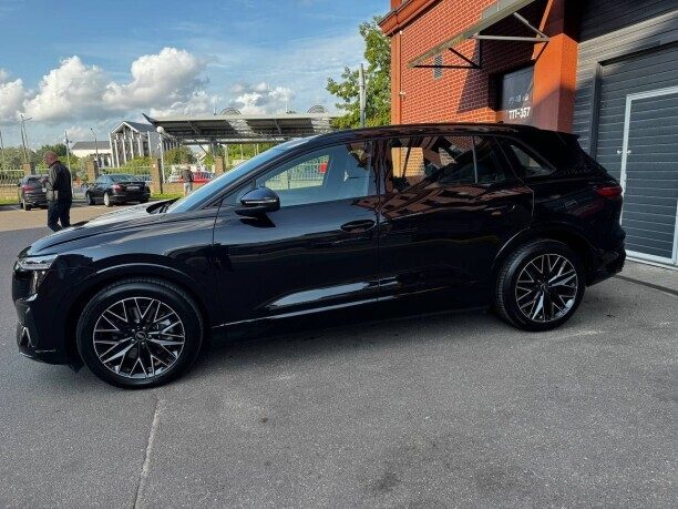 Audi Q5 e-tron 2023 — 5
