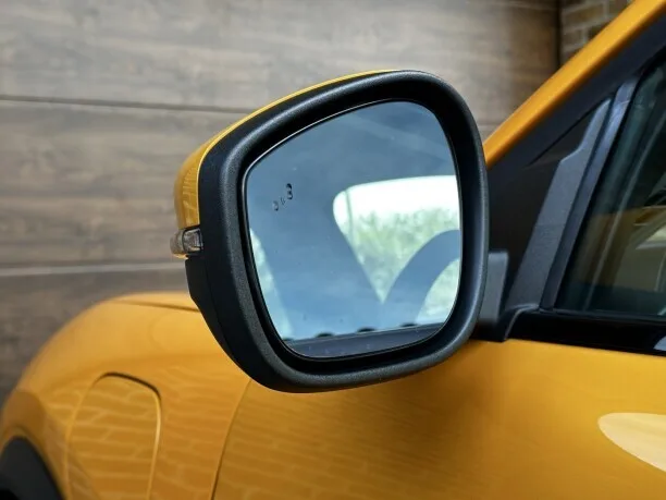 Ford Mustang Mach-E 2022 — миниатюра 5