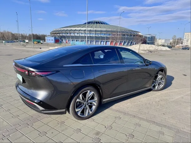 Mazda EZ-6 2025 — миниатюра 2