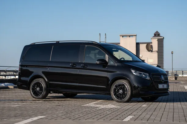 Mercedes-Benz V-Класс 2024 — миниатюра 2