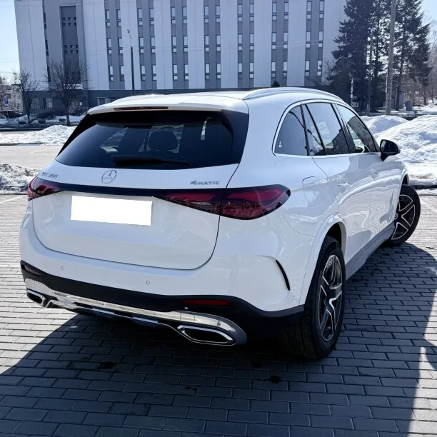 Mercedes-Benz GLC-Class 2023 — миниатюра 3