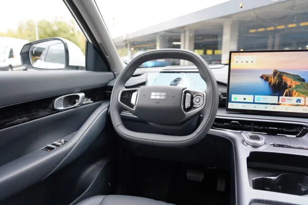 Geely Galaxy E5 2025 — миниатюра 5