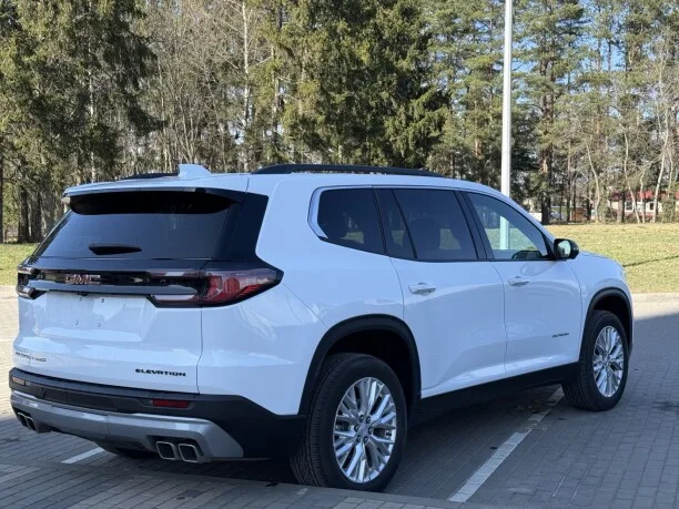 GMC Acadia 2024 — миниатюра 4