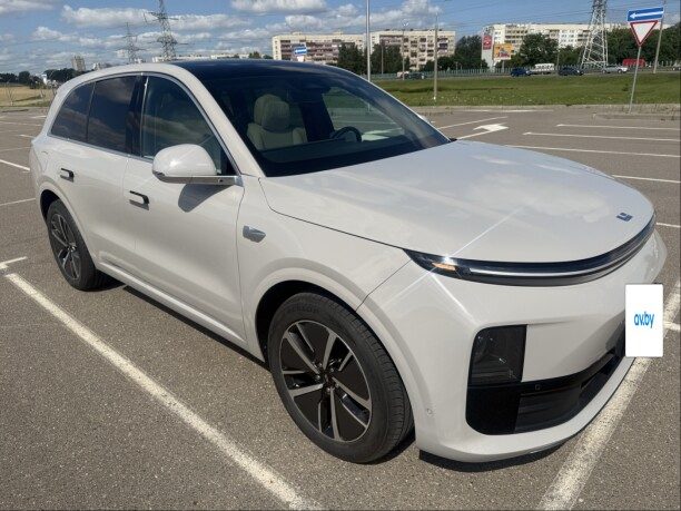 Li Auto L6 2024