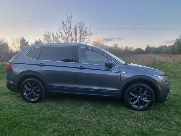 Volkswagen Tiguan Allspace 2023 — миниатюра 3