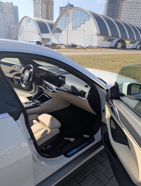 BMW i4 2022 — 3