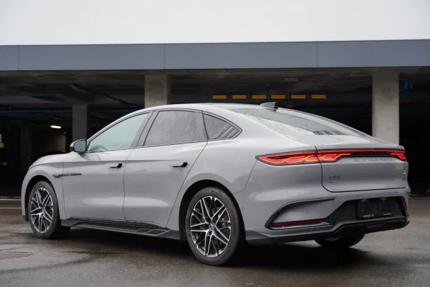 BYD Han 2025 — миниатюра 3