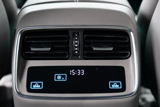 BYD Han 2025 — миниатюра 5
