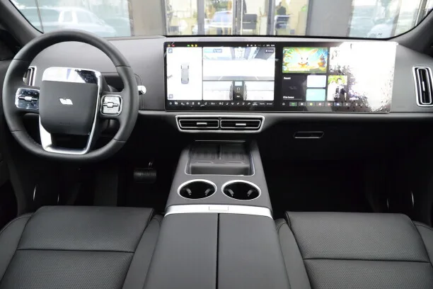 Li Auto L9 2024 — миниатюра 5