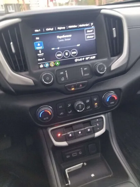 GMC Terrain 2022 — миниатюра 5