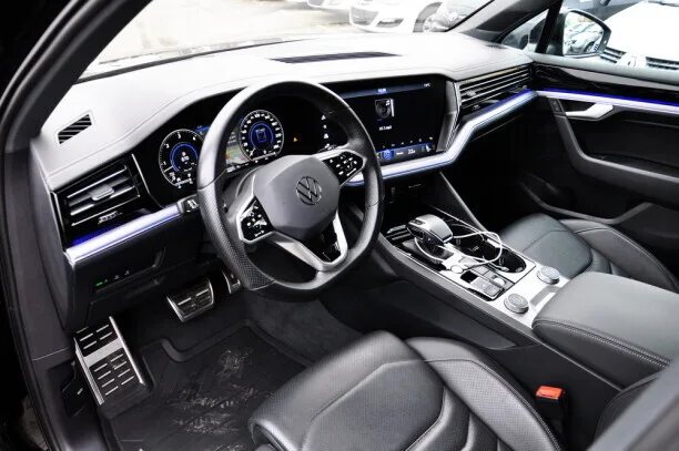 Volkswagen Touareg 2022 — миниатюра 5