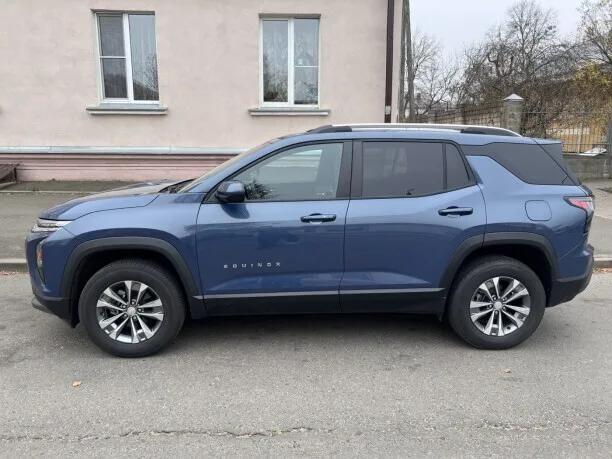 Chevrolet Equinox 2024 — фото 1, купить с доставкой в Москву