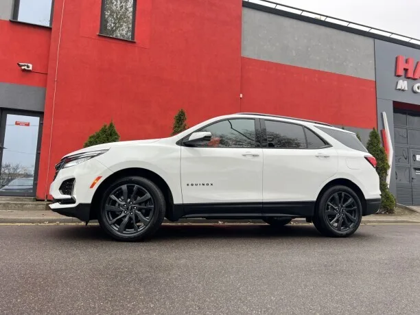 Chevrolet Equinox 2023 — миниатюра 3