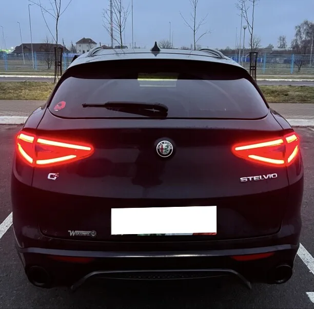 Alfa Romeo Stelvio 2022 — миниатюра 3