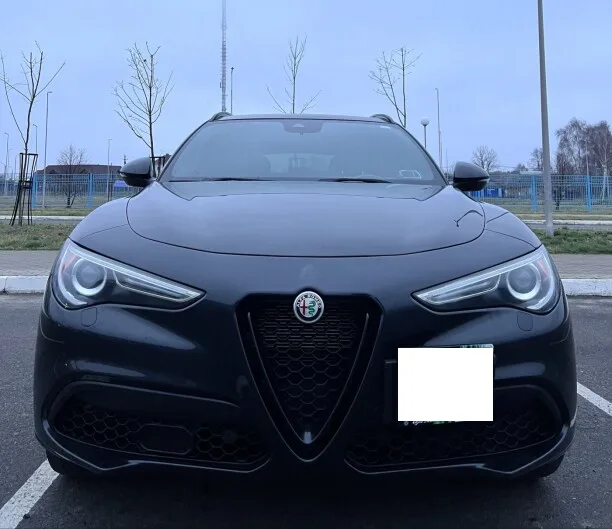 Alfa Romeo Stelvio 2022 — миниатюра 4