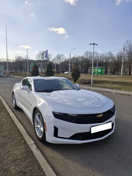 Chevrolet Camaro 2022 — фото 1, купить с доставкой в Москву